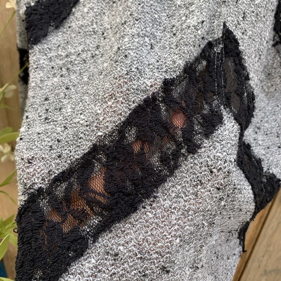 Free People light weight sweeter - Picture 5 of 8